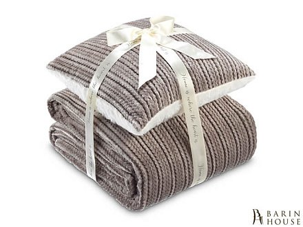 Купить                                             Набор одеяло и подушка Warm Hug V3 191276