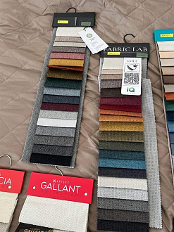 Купить                                            Пуф Milana на ножках 333524