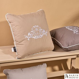 Купити                                            Декоративна подушка Модерн з вишивкою бежевая 244196