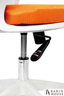 Купити                                            Стілець комп'ютерний Зум orange 337255